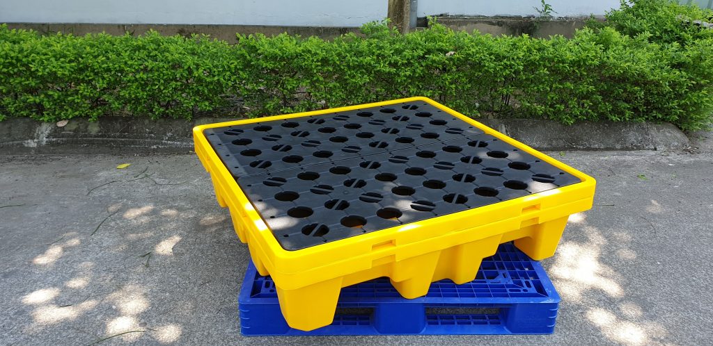 Khay Pallet Chống Tràn Hóa Chất Tiện Dùng Và Hữu Ích 1 Khay Pallet Chống Tràn Hóa Chất