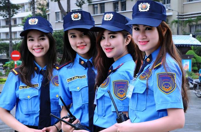 Quần Áo Bảo Vệ Là Gì? Có Ý Nghĩa Như Thế Nào? 1 quần áo bảo vệ dành cho nữ