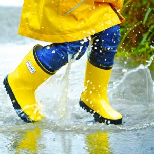 ủng đi mưa sử dụng lâu dài