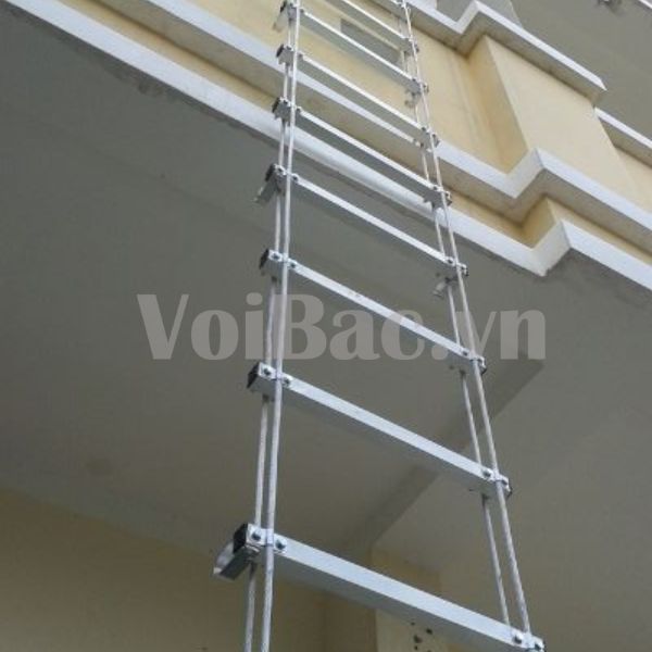 Thang Dây Thoát Hiểm: Bảo Vệ Tính Mạng Gia Đình Bạn 1 Thang Dây Thoát Hiểm An Toàn