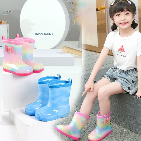 Ủng Đi Mưa Cho Bé: Bảo Vệ Và Tiện Ích Toàn Diện 365 Ngày 1 Ủng Đi Mưa Cho Bé Chất Lượng