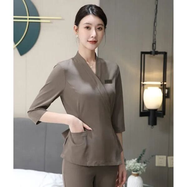 5 Cách Chọn Đồng Phục Spa Nữ Đẹp Mà Vẫn Thoải Mái Khi Làm Việc 1 Đồng Phục Spa Chuyên Nghiệp Đồng Phục Nhân Viên Spa